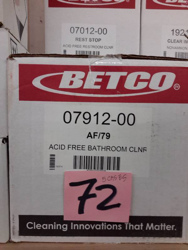 lot 72 image: 5 Cases, BETCO, 07912-00 ACID FREE Bathroom Cleaner.. Not sure how many per case
