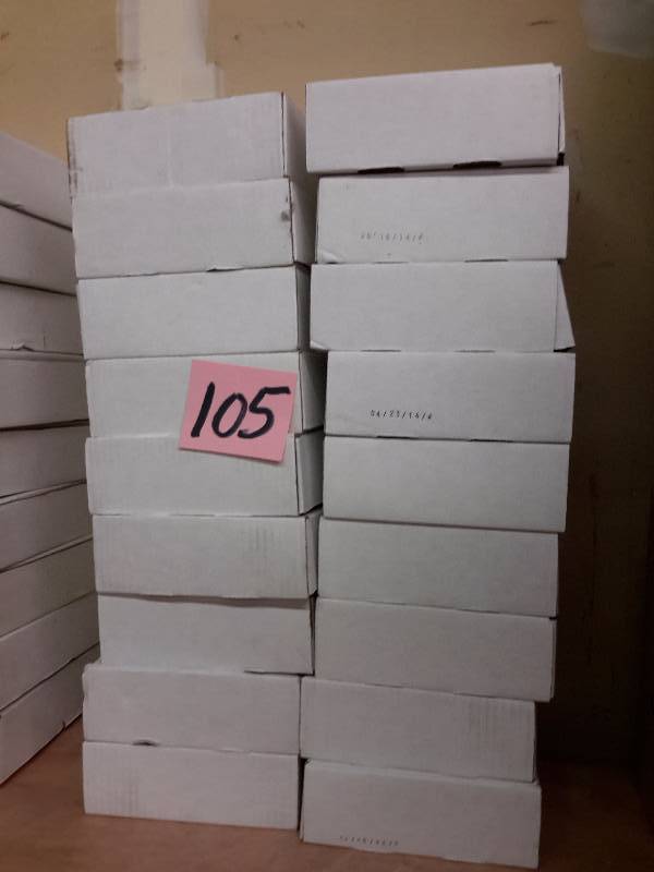 lot 105 image: 18 Cases of SANOR BREEZE SCREENS..(10 per case).  Country Berry Mandarin Mist Green Melon