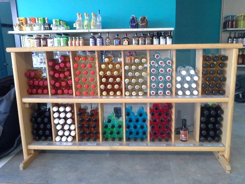 lot 313 image: Display Shelves(3)(Liquor Not Included)