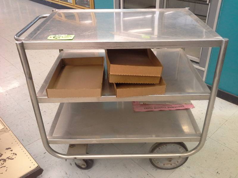 lot 322 image: 4 Wheel Cart