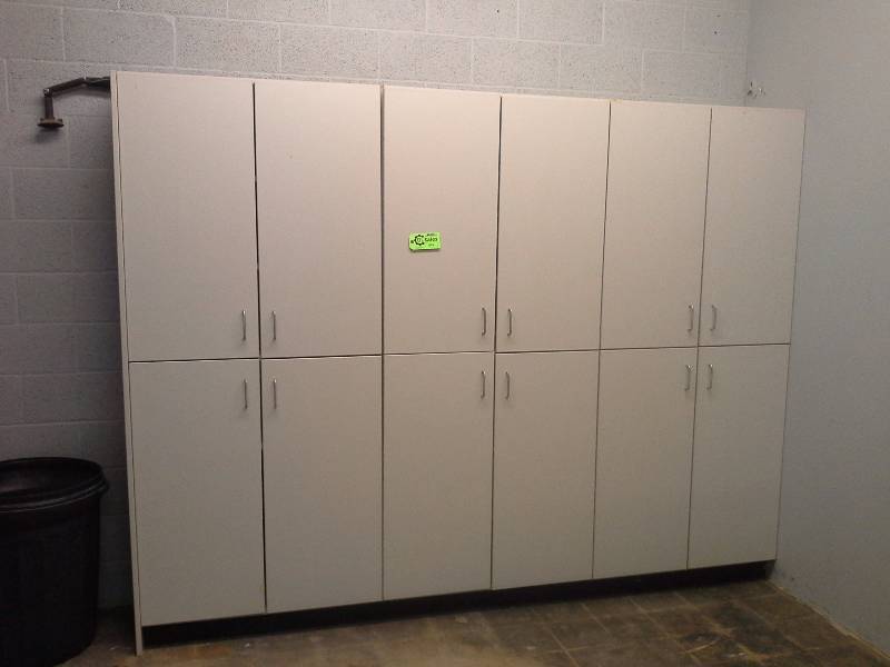 lot 326 image: Storage Cabinet(Qty3)