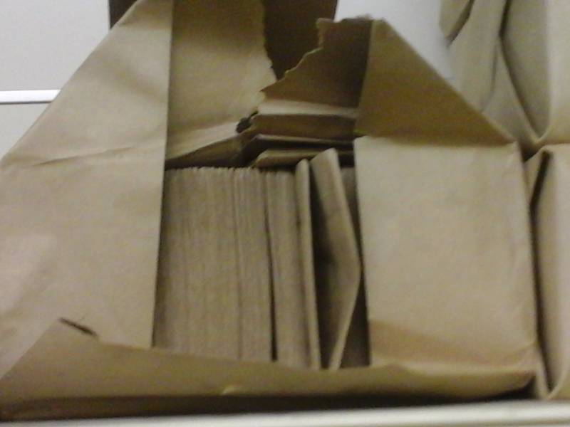 lot 339 image: #4 Paper Bags