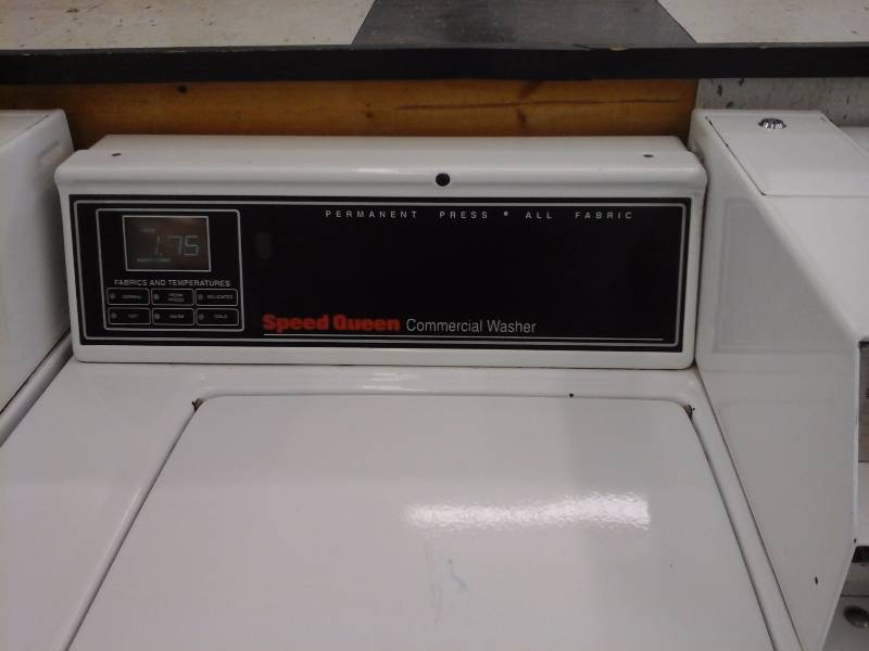 lot 399 image: Commercial Washer