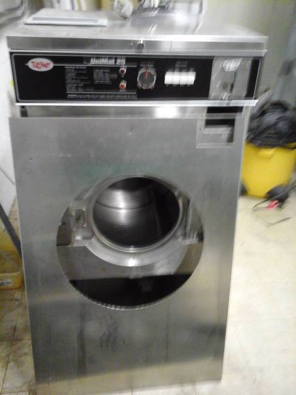 lot 52 image: Commercial Washer(Double Load)