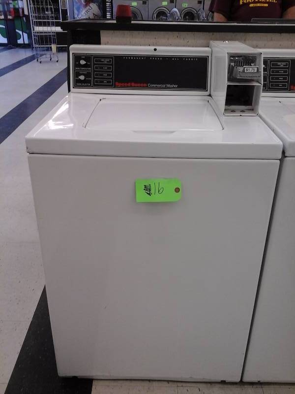 lot 16 image: Commercial Washer