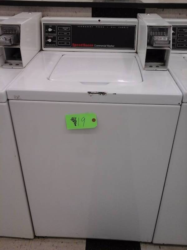 lot 19 image: Commercial Washer