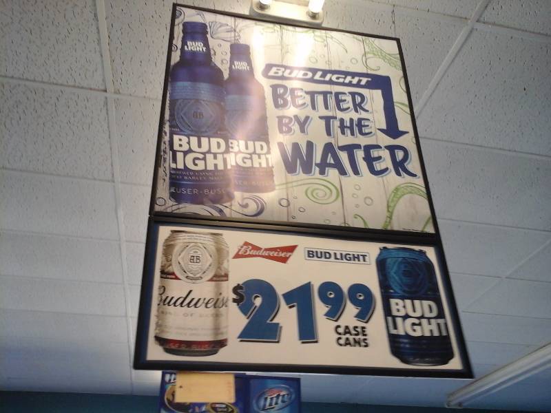 lot 292 image: Budweiser Twins Club Sign