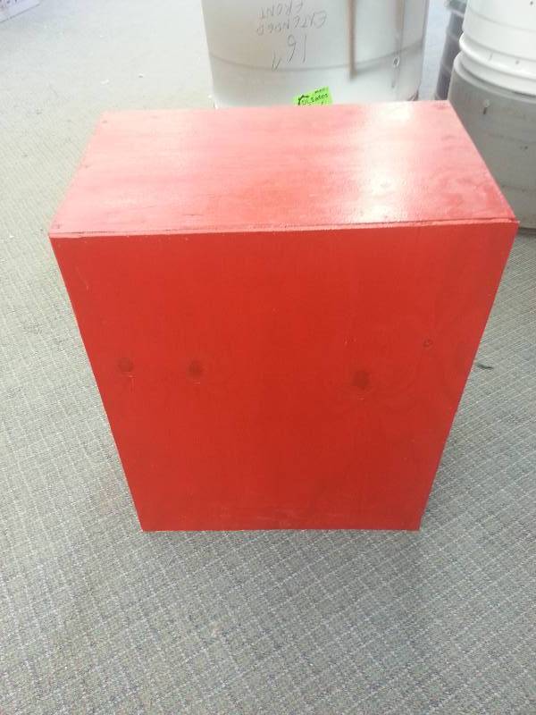 lot 96 image: Plywood Box