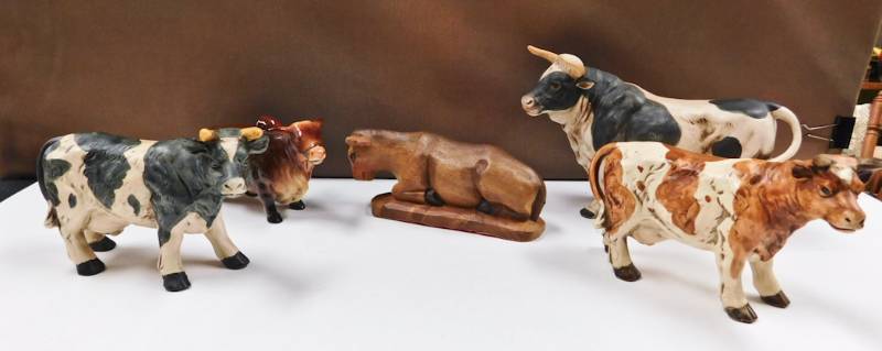 lot of bull figurines