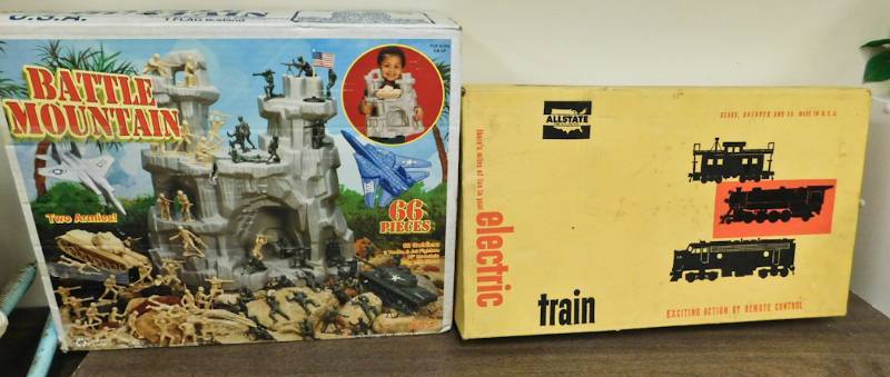 Allstate Electric Train and Battle Mountain