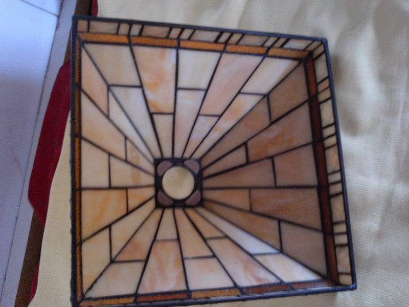 VINTAGE STAINED GLASS LAMP SHADE