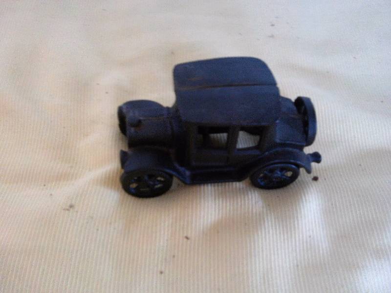 VINTAGE CAST IRON MODEL T