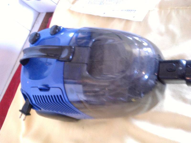 SMALL VACCUMM