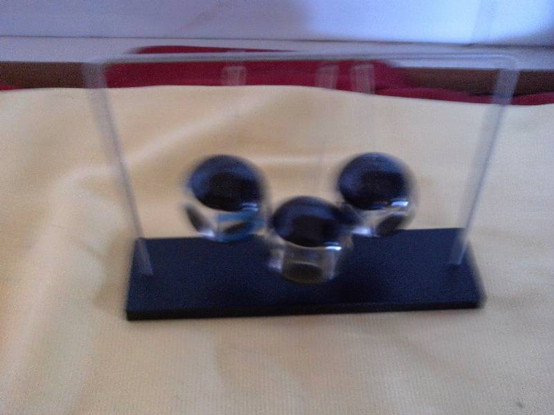HANG 3 BALL DECORATION