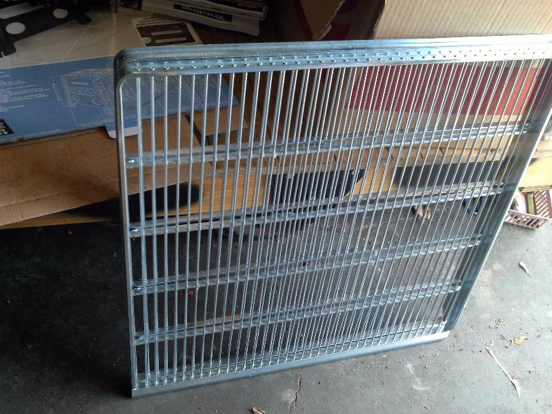 2 DRYING RACKS