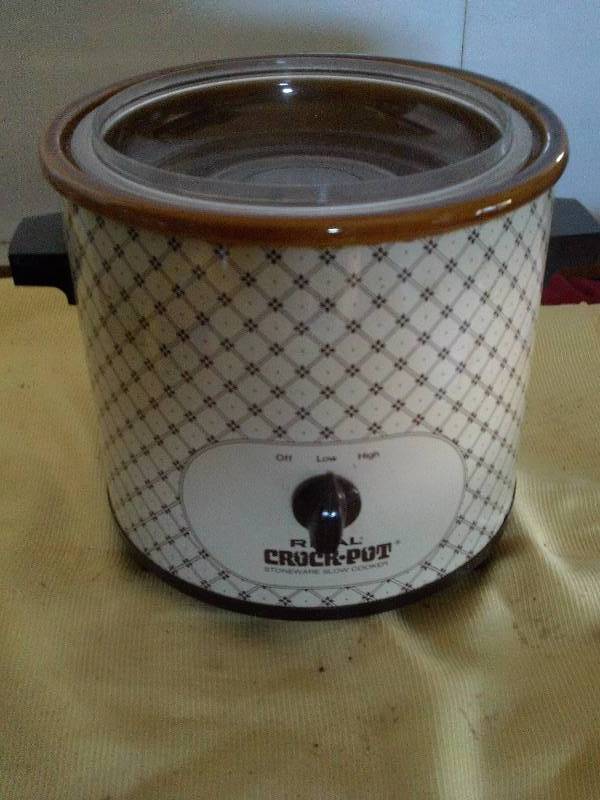 RIVAL CROCK POT