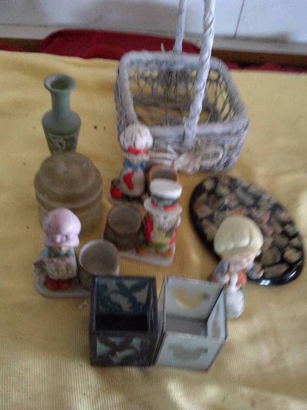 VINTAGE FIGURENES