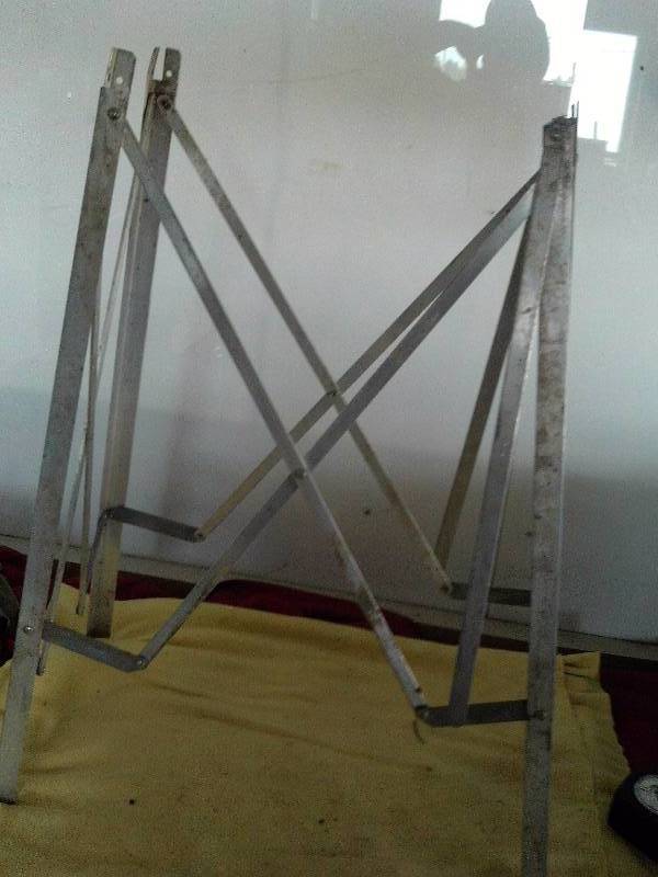 COLEMAN BBQ GRILL STAND