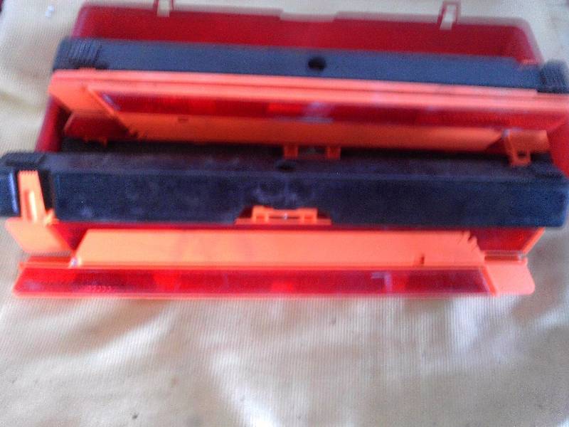 TRIANGLE ROAD SIDE FLARE KIT