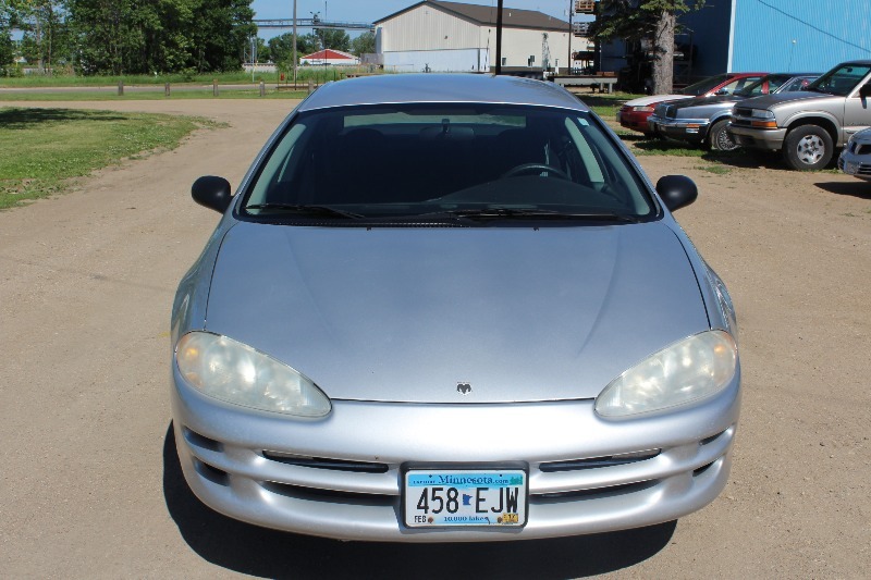 lot 863 image: 2004 Dodge Intrepid SE - Low Miles - One Owner