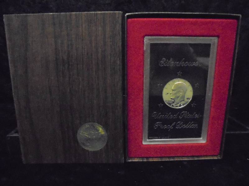 1973 Eisenhouer Proof Dollar in Display