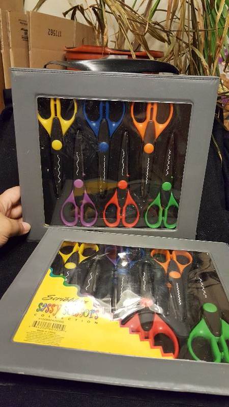 Lot of two sets of Scrapbooking scissors