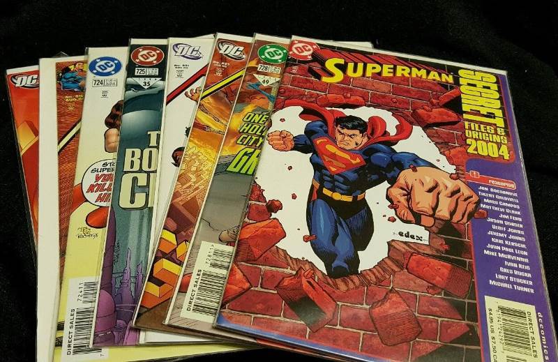 Lot of 8 Superman DC comics uncertified
