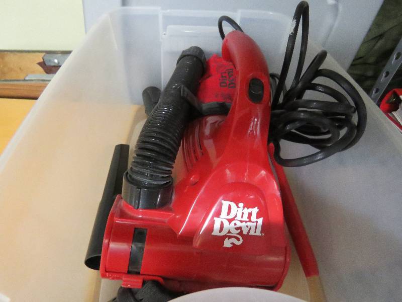 Dirt Devil Vacuum