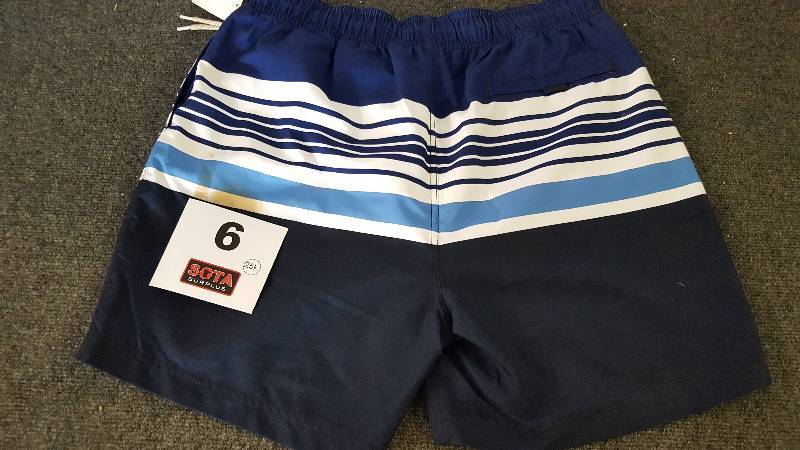 lot 6 image: Mens Nautica Swim Shorts  Large