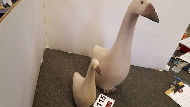 lot 115 image: Set of Ducks