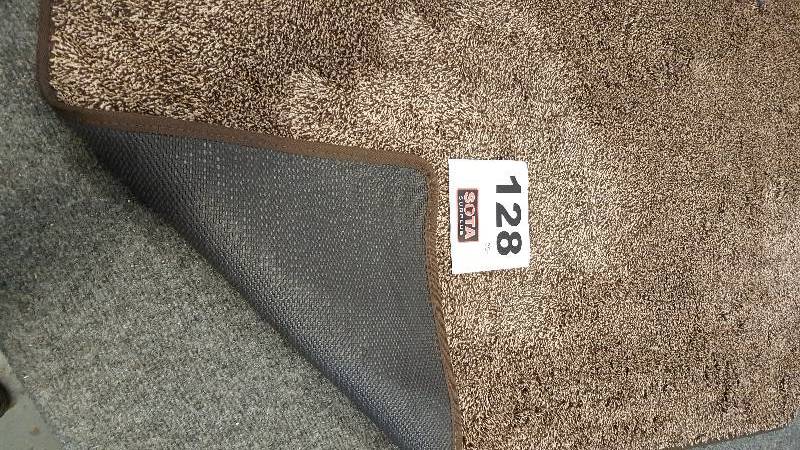 lot 128 image: Brown Low Profile Rug