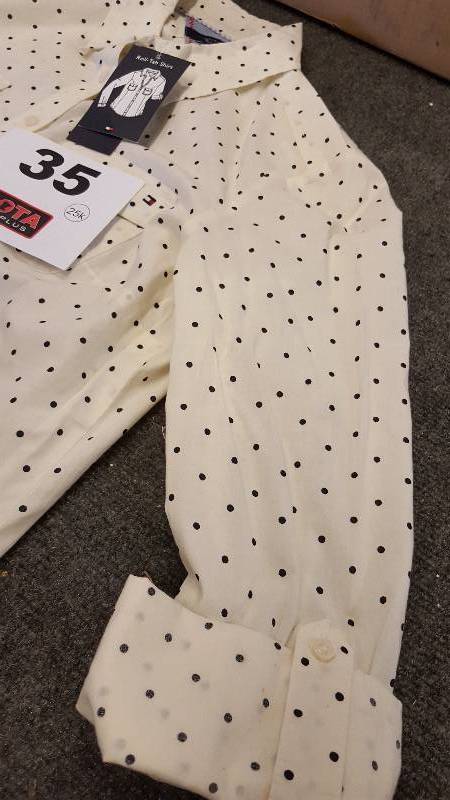 lot 35 image: Tommy Hilfiger Womens Roll Tab Shirt - Medium