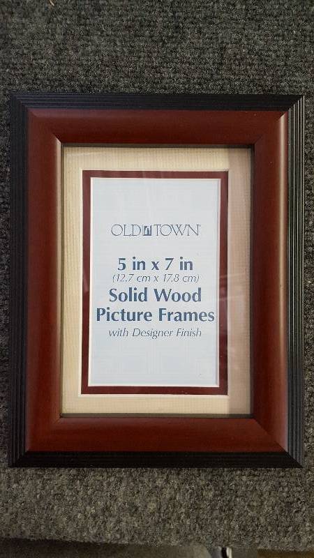 lot 157 image: Old Town Solid Wood Picture Frames  4 Pack