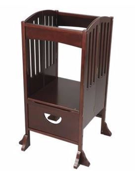 lot 25 image: Kids Kitchen Helper Safety Tower Step Stool