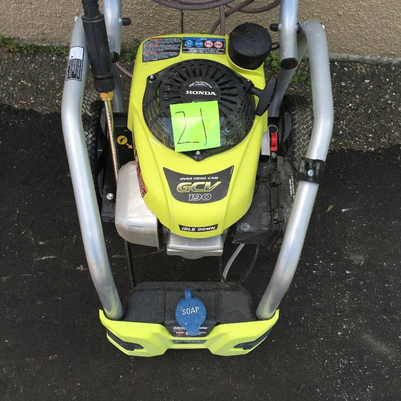 lot 21 image: 3100-PSI 2.5-GPM Honda Gas Pressure Washer with Idle Down Model # RY80940 working Conditions