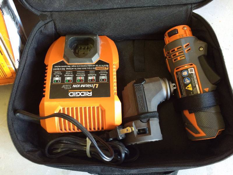 lot 72 image: Ridgid JobMax 12-Volt Multi-Tool tested works