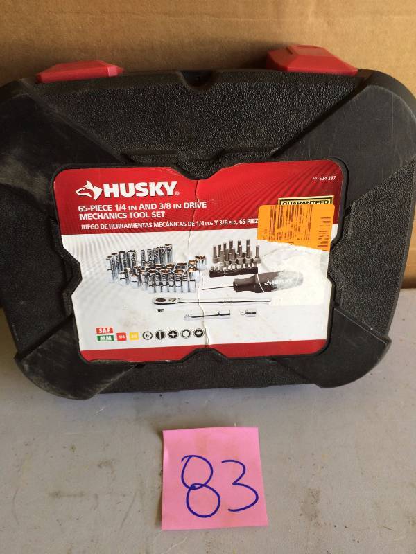 lot 83 image: Husky 65 Pc 14 and 38 in Drive Mechanic Tool Set
