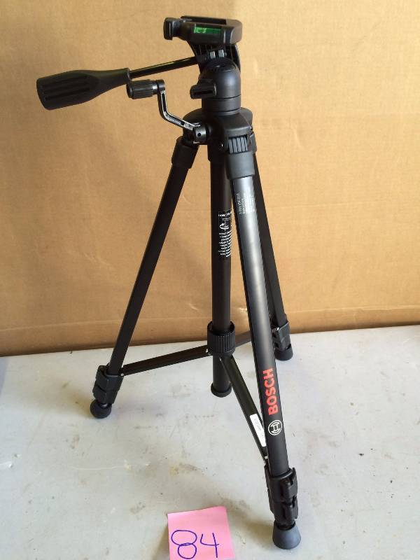 lot 84 image: Bosch Compact Tripod Laser Level New