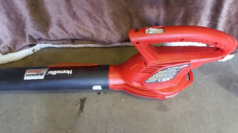 Homelite 150 mph 233 CFM 7 Amp Electric BlowerSweeper working conditions