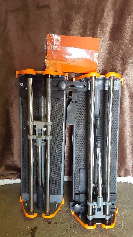 Lot Of 2 HDX 14 in. Rip Ceramic Tile Cutter in like New conditions