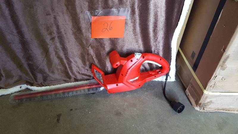 Homelite 17 in. 2.7-Amp Electric Hedge Trimmer