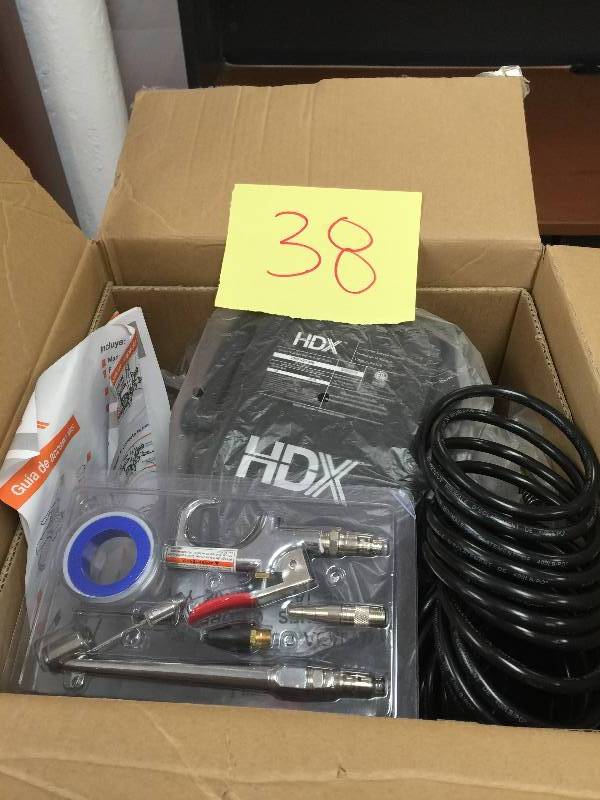 HDX 0210284C 2 gal Pancake Inflator Air Compressor w Accessory Kit New