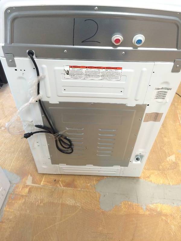 lot 12 image: Haiers Top Load Washer New