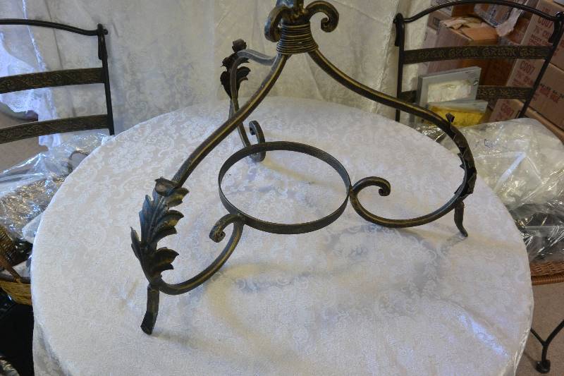 Free Standing Candle Holders