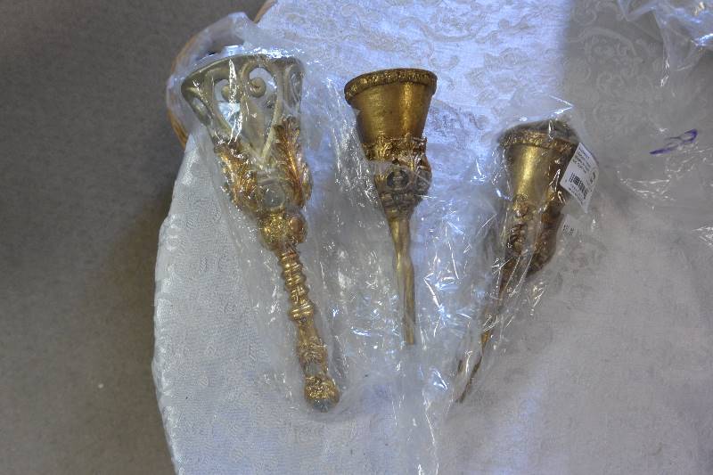 Ceramic Mussie Tussies