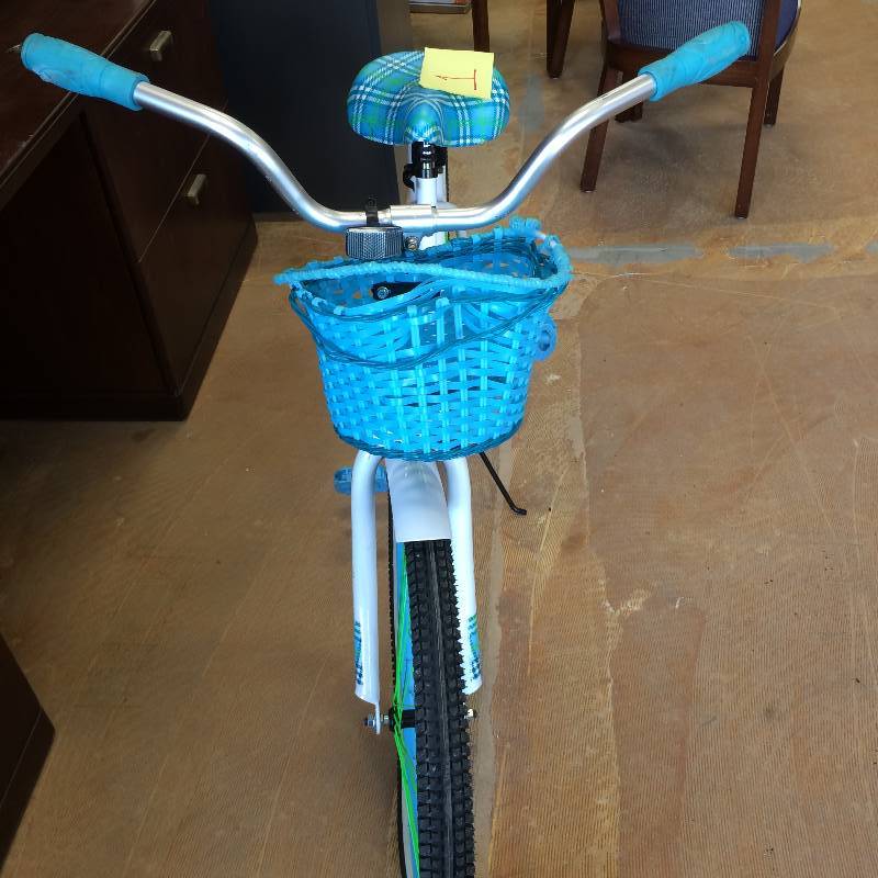 24 La Jolla Girls Cruiser Bike