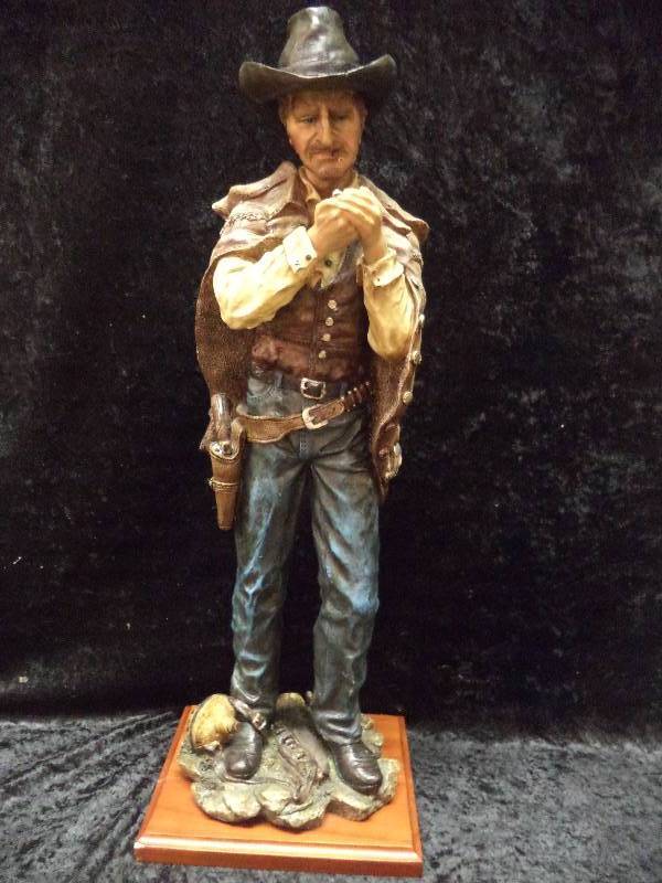 Cowboy - Smoking, 20, resin