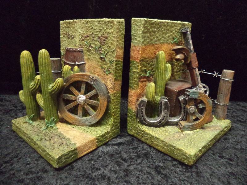 Pair - Western Themed Bookends