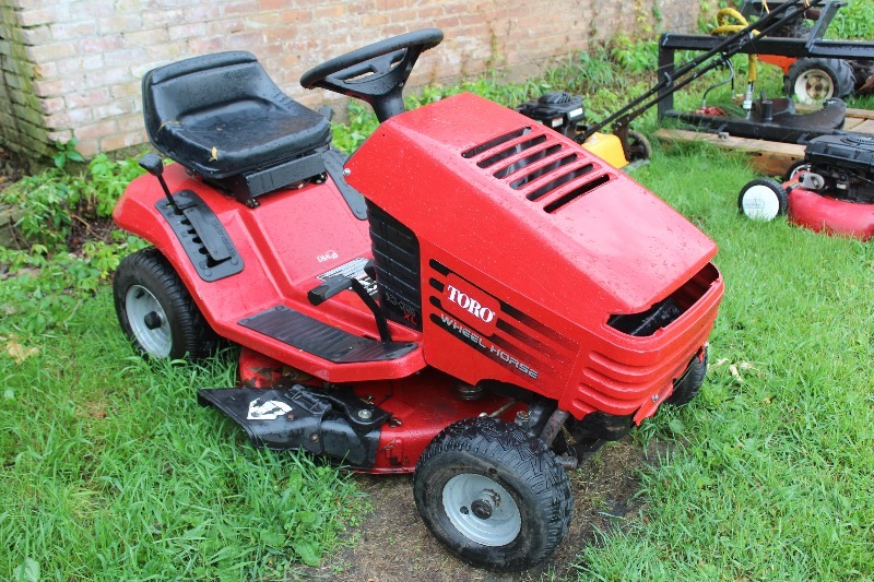 Toro Wheel Horse 10HP Mower