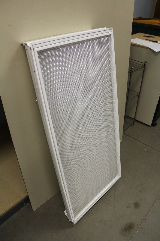 2 x 4 Drop In Ceiling Light T8